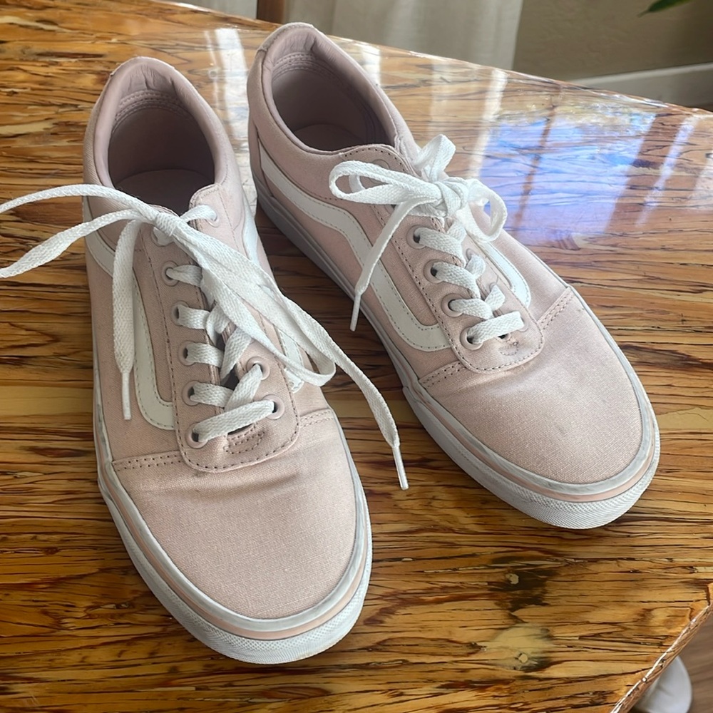 Women’s pale pink Vans  size 9